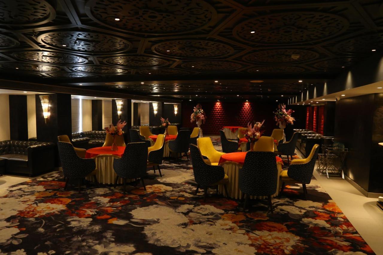 Dreamz Inn & Suites Zirakpur Eksteriør bilde
