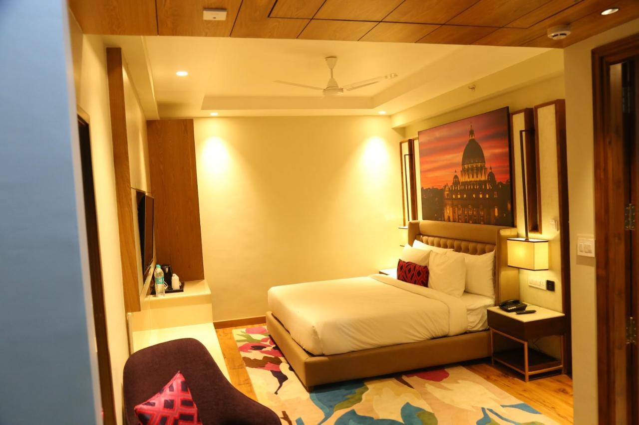 Dreamz Inn & Suites Zirakpur Eksteriør bilde