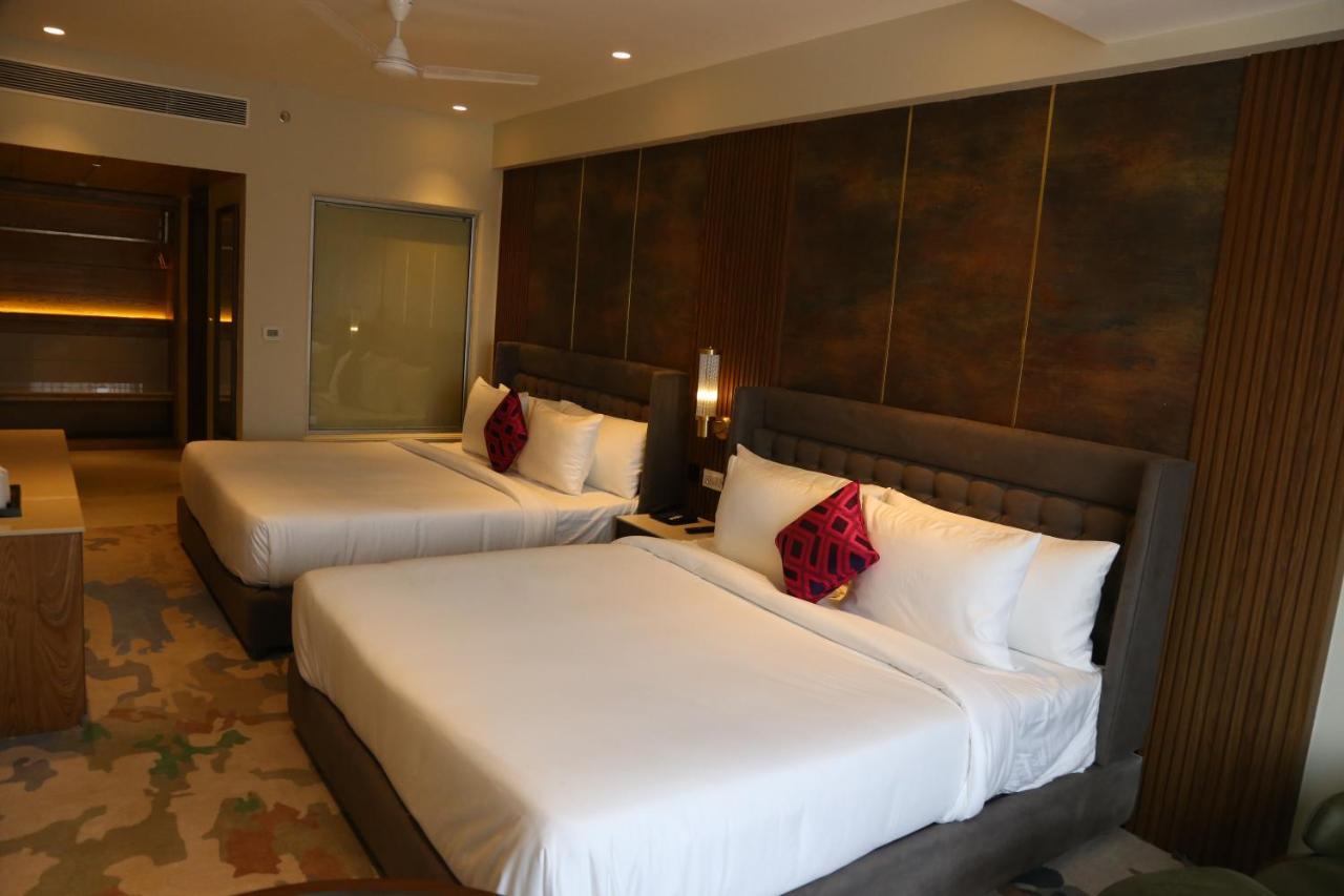Dreamz Inn & Suites Zirakpur Eksteriør bilde