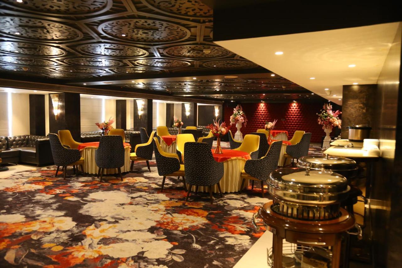 Dreamz Inn & Suites Zirakpur Eksteriør bilde